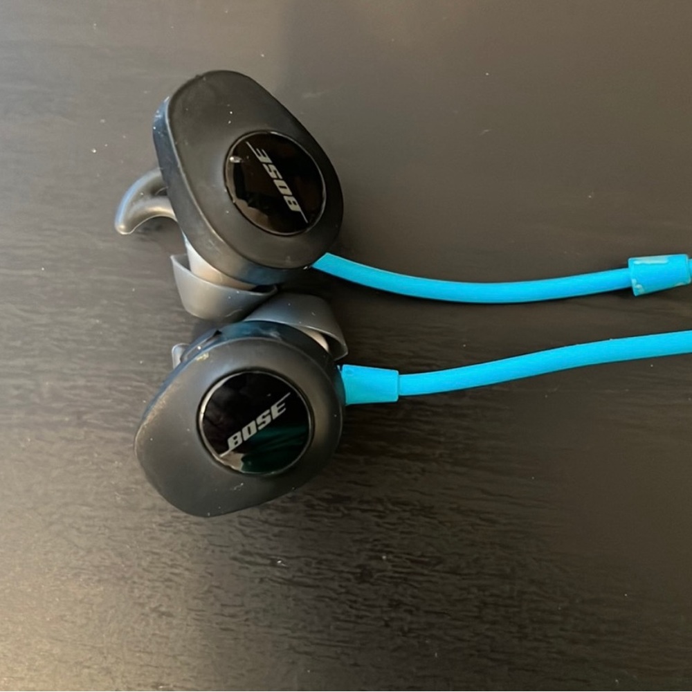 Bose SoundSport Wraparound Bluetooth Headphones
